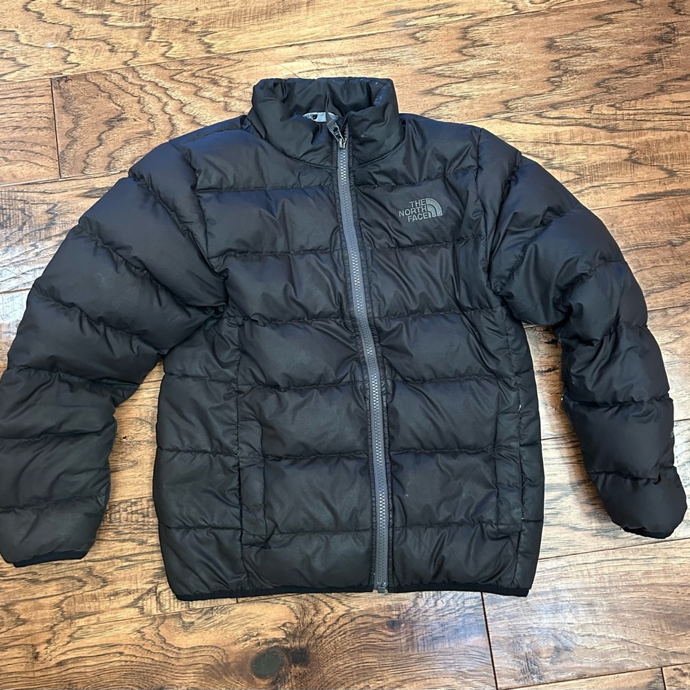 The North Face Boy’s Charcoal Puffer Jacket Medium (10/12)